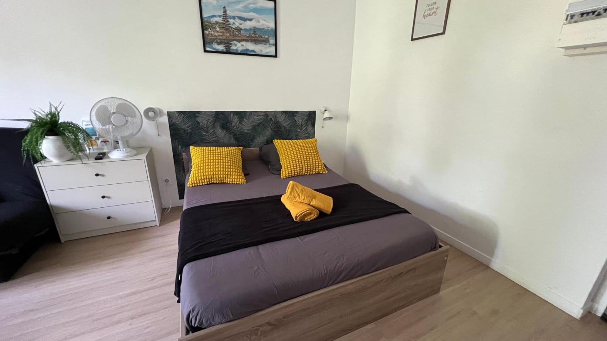 Studios Cozy Proche Gare Tgv Chatellerault Ngoại thất bức ảnh
